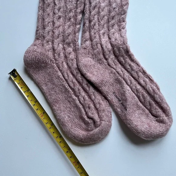 Simone Rocha Pink Cable Knit Socks - Picture 3 of 4